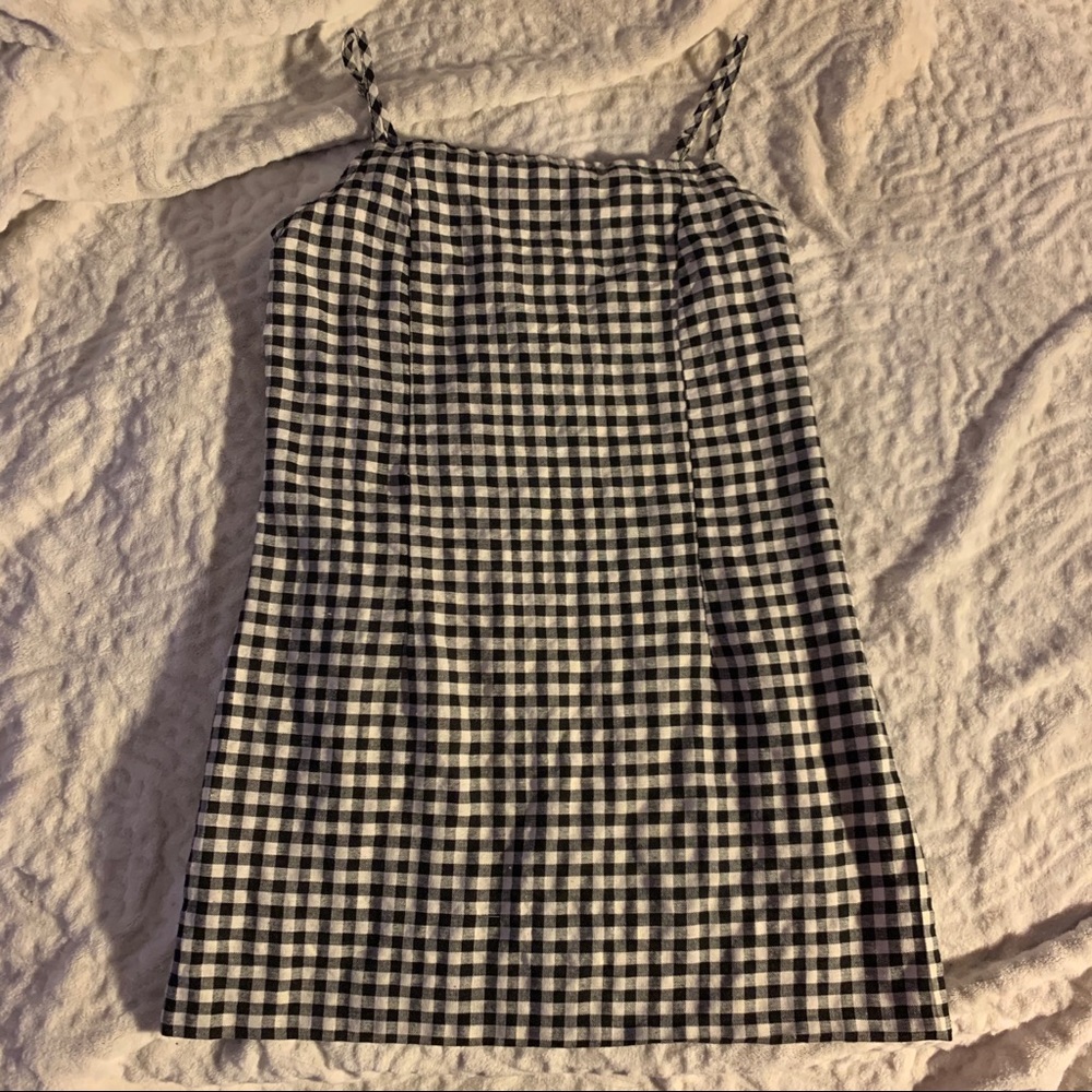 gingham dress